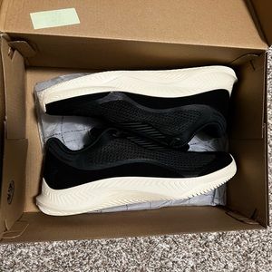 Size M 9, W 10.5 RAD Global CrossFit shoes